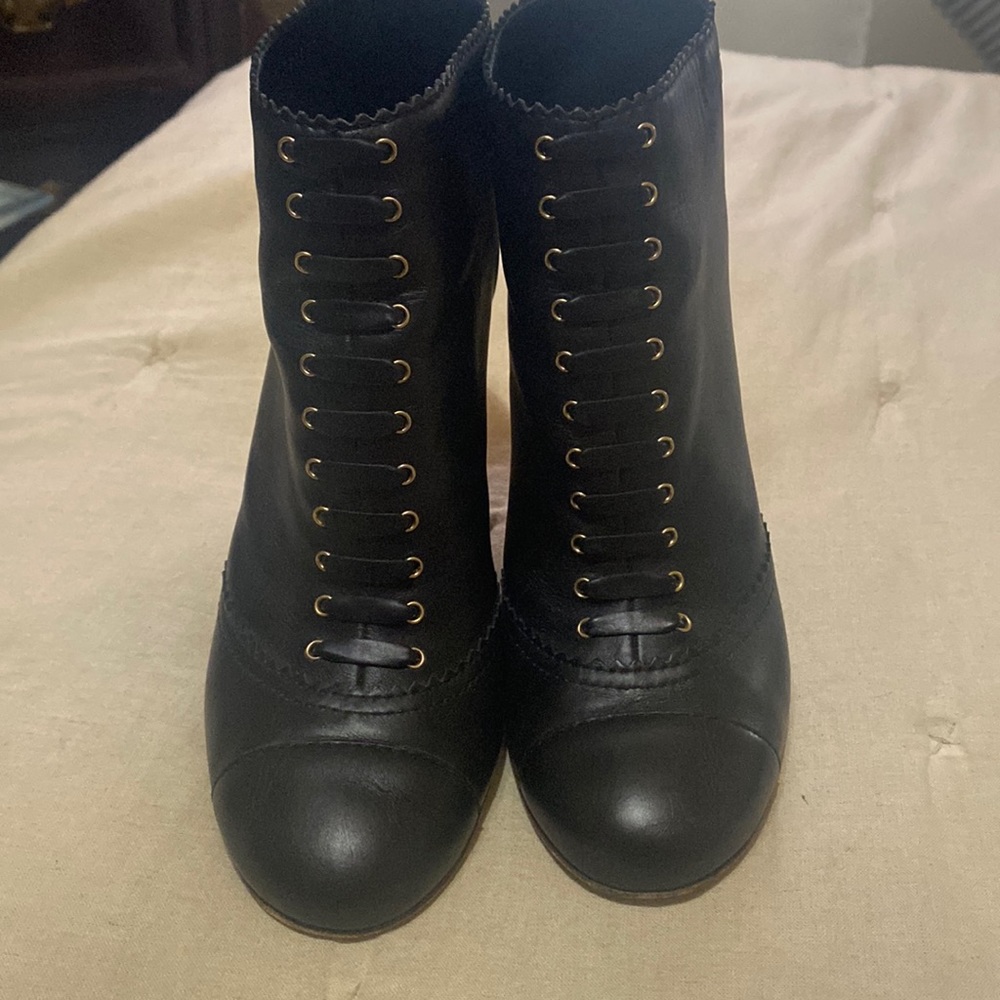 𝅺CHANEL Black Leather Women’s Shoes Women Boots 39